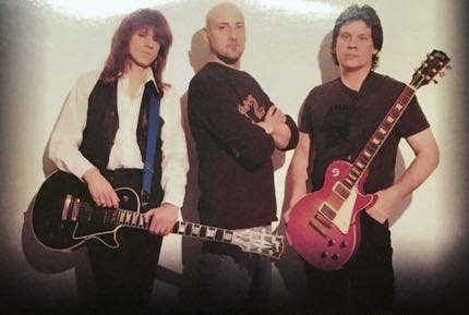 Army Of One - Riot (CD - 79) music collectible [Barcode 4046661044423] - Main Image 3