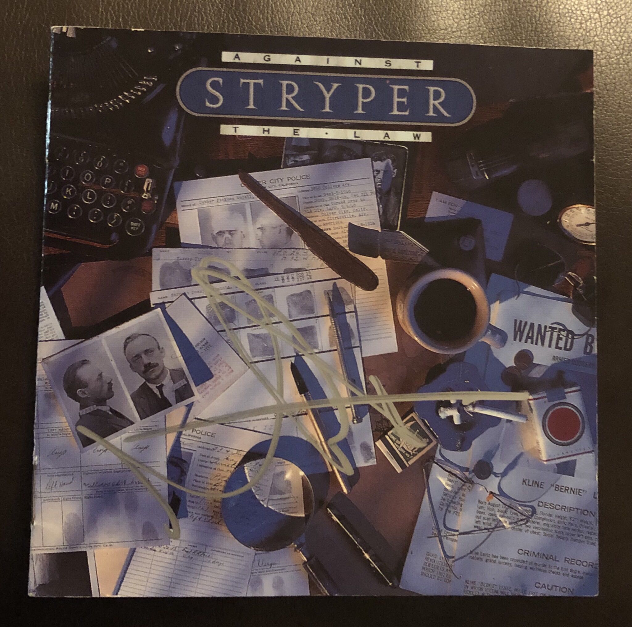 Against The Law - Stryper (CD) music collectible [Barcode 018777352727] - Main Image 3