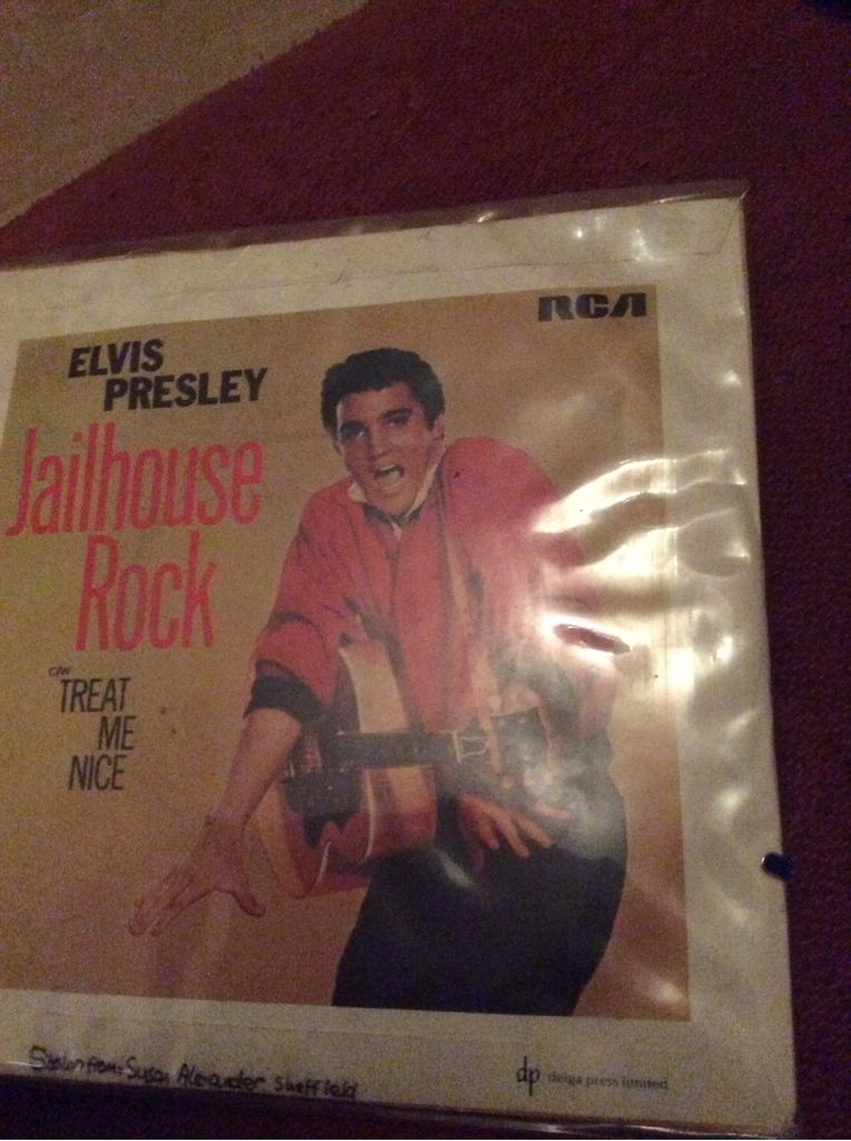 Jailhouse Rock - Elvis Presley (7”) music collectible - Main Image 2
