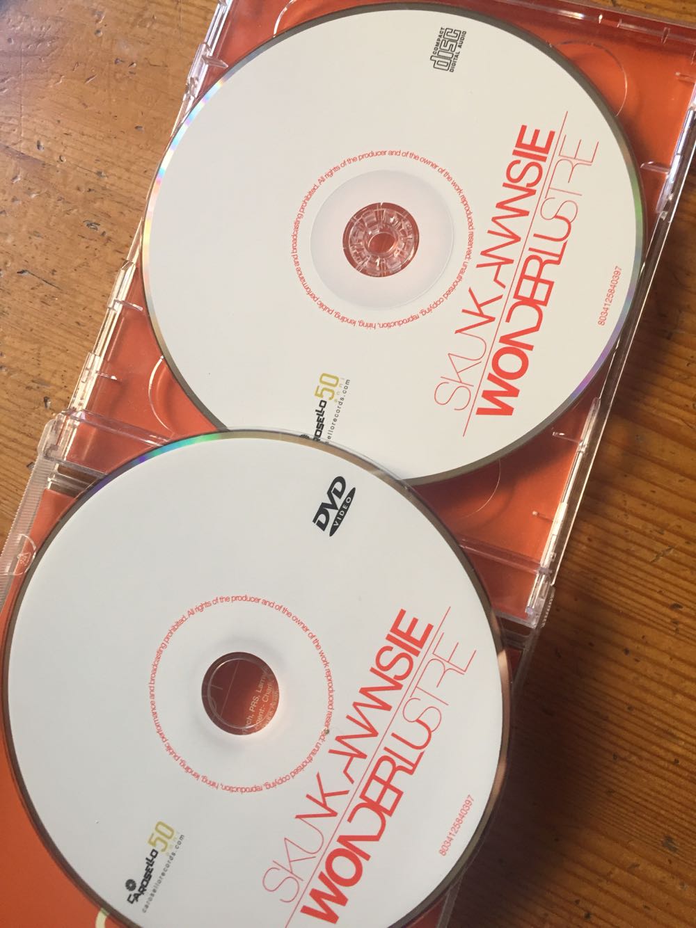 Wonderlustre - Skunk Anansie (CD/DVD) music collectible [Barcode 8034125840397] - Main Image 3