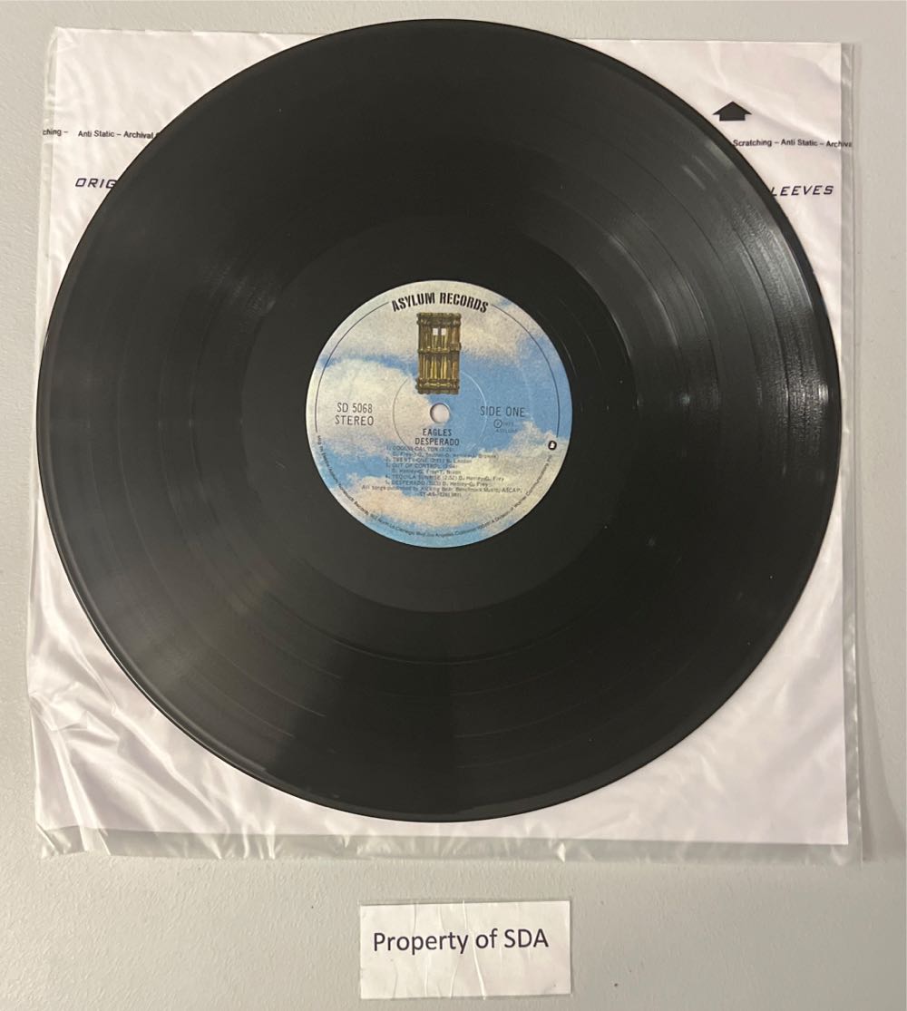Desperado - Eagles (12” - 36) music collectible [Barcode 081227961664] - Main Image 3