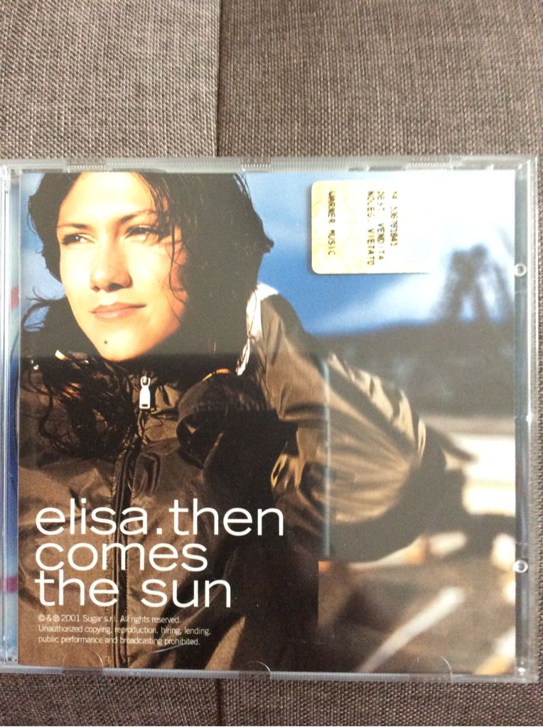 ESSENNTIAL CYNDI LAUPERT