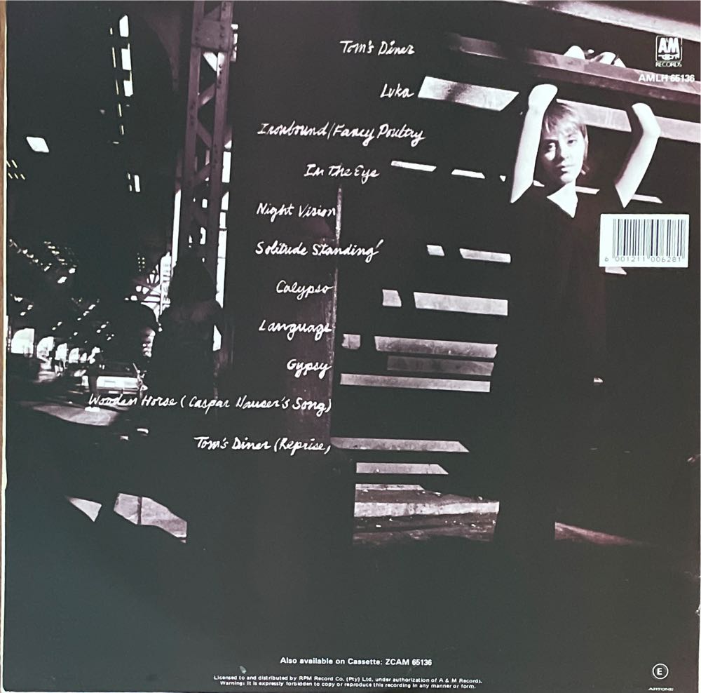 Solitude Standing - Suzanne Vega (12”) music collectible - Main Image 2