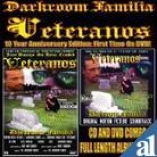 Veteranos - Darkroom Familia (CD) music collectible [Barcode 793347907124] - Main Image 1