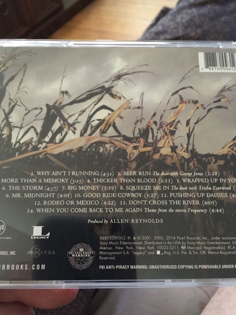 Scarecrow - Brooks,Garth (CD) music collectible [Barcode 888750093127] - Main Image 2