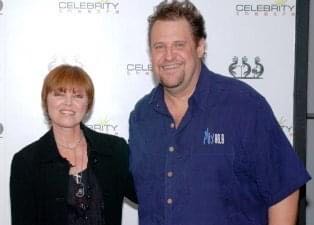 In The Heat Of The Night - Pat Benatar (CD - 38) music collectible [Barcode 094634860925] - Main Image 4