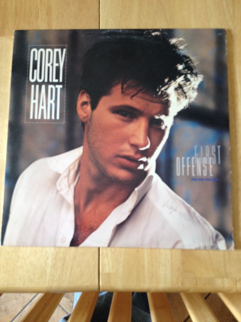 Moving Up Country WIG 107