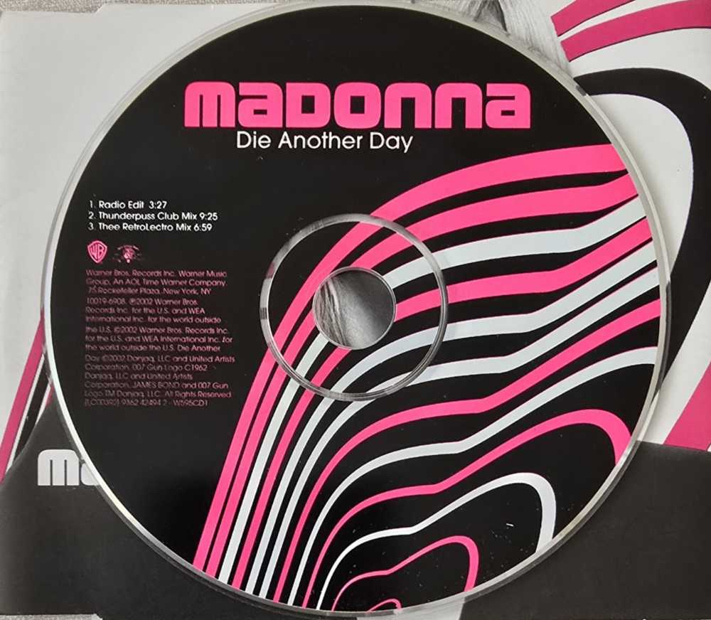 01 - CD Single - Madonna (61) - Die Another Day - Madonna (CD - 20) music collectible [Barcode 093624249429] - Main Image 3