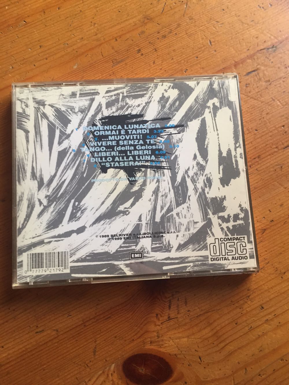 Liberi Liberi - Vasco Rossi (CD) music collectible [Barcode 011119817922] - Main Image 3