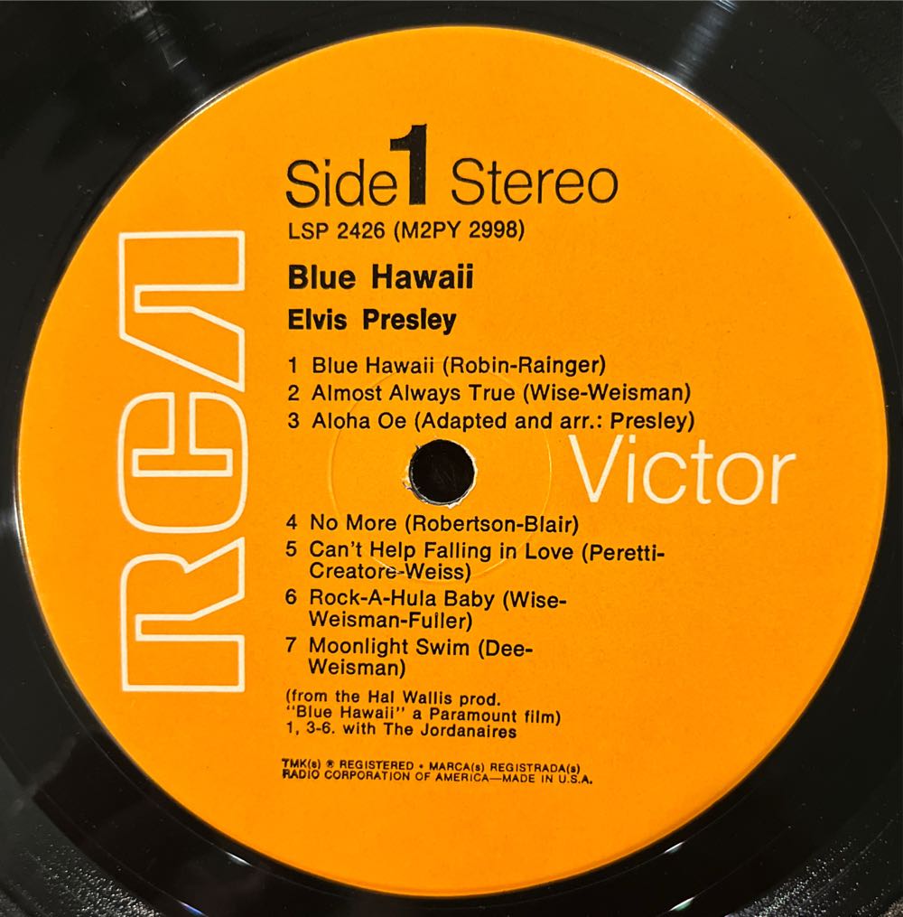 Blue Hawaii - Elvis Presley (12” - 32) music collectible - Main Image 3