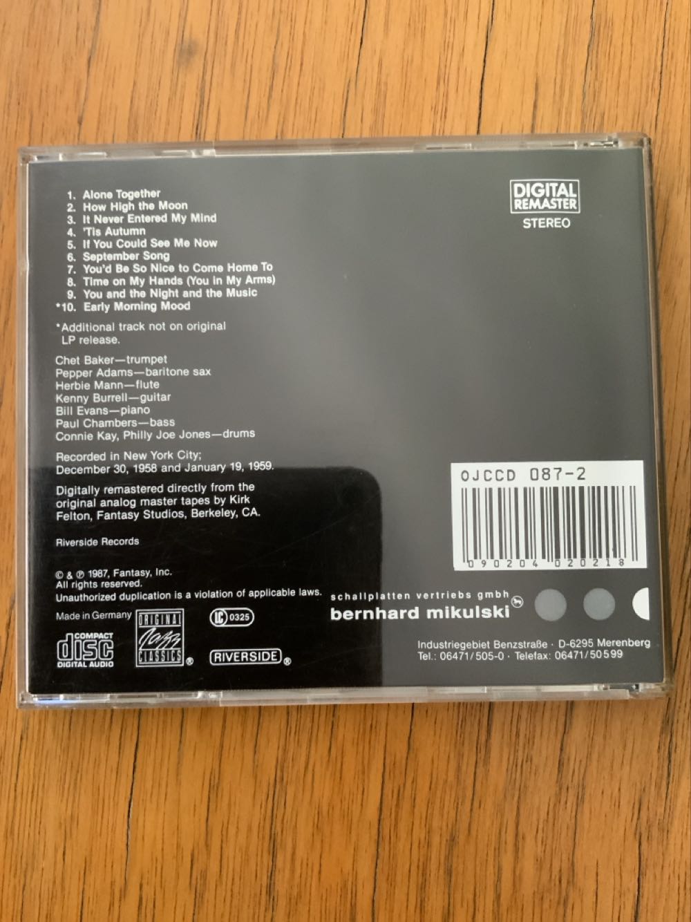 Chet - Chet Baker (CD - 51) music collectible [Barcode 090204020218] - Main Image 2