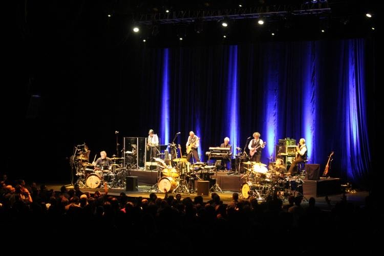 Compact King Crimson, The - King Crimson (CD) music collectible [Barcode 077778678526] - Main Image 4