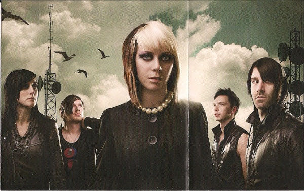 Unbreakable - Fireflight (CD - 34:55) music collectible [Barcode 083061086626] - Main Image 4