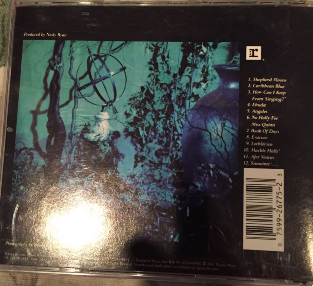 Surfacing - Sarah McLachlan (CD - 41) music collectible [Barcode 075992677523] - Main Image 2