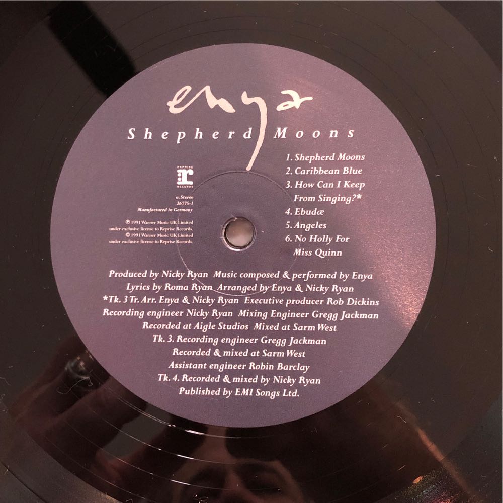 Shepherd Moons - Enya (12” - 44) music collectible [Barcode 090317557212] - Main Image 3