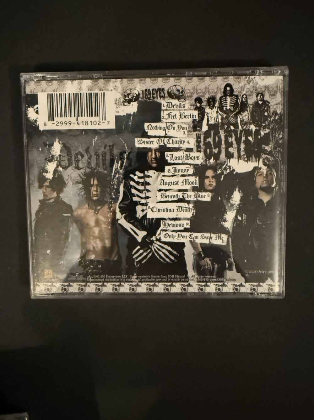 Devils - The 69 Eyes (CD - 4225) music collectible [Barcode 829994181027] - Main Image 3