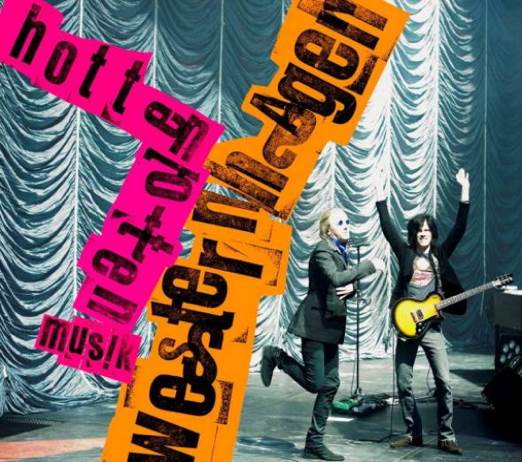 Live 16.06.2011 Hampton Court Palace