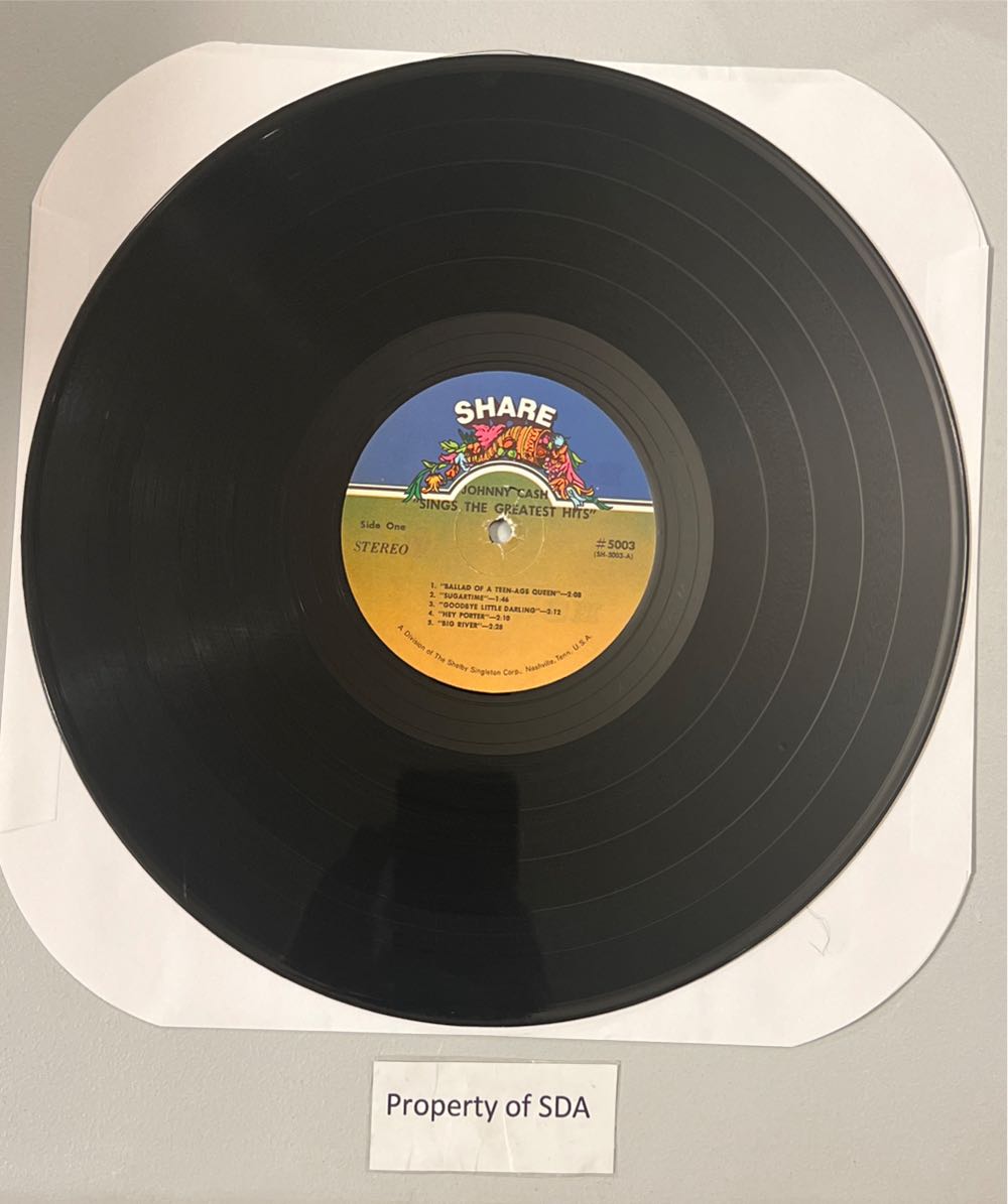 Sings The Greatest Hits - Johnny Cash (12”) music collectible - Main Image 3