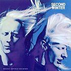 Die kleine Cornelia Pack die Badehose ein