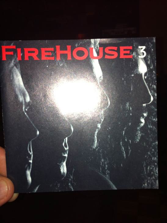 Can’t Be Tamed Single