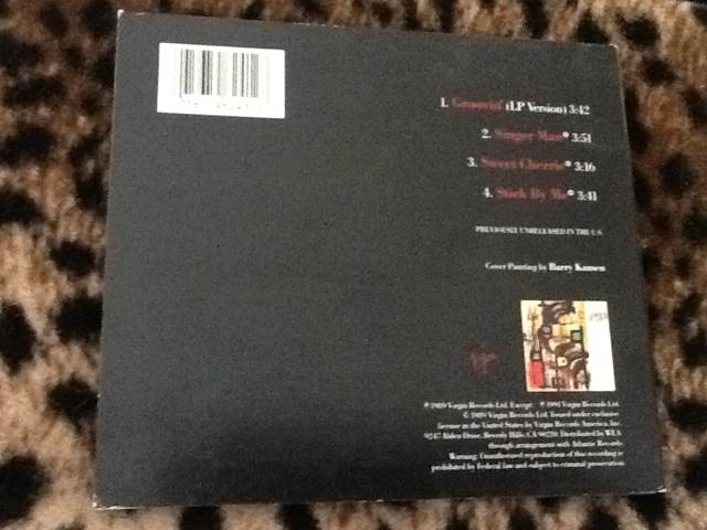 Groovin’ - UB40 (CD) music collectible [Barcode 075679624123] - Main Image 2