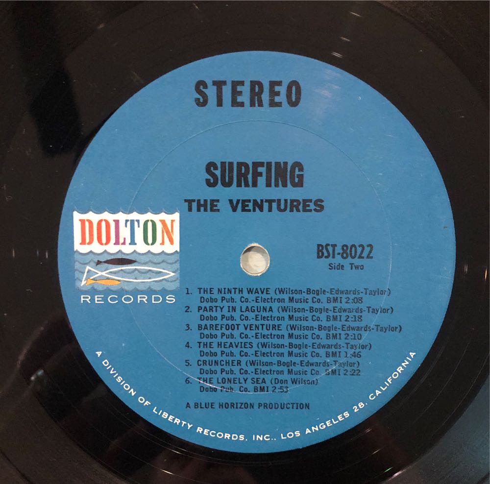 Surfing - Ventures, The (12” - 27) music collectible [Barcode 3700139303962] - Main Image 4