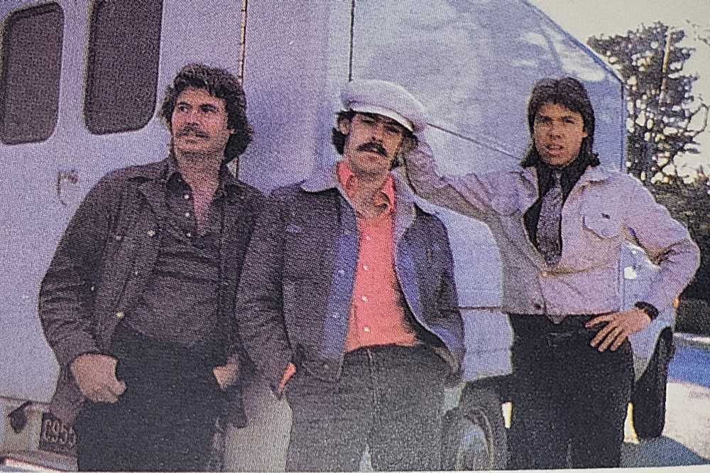 George Thorogood And The Destroyers - Thorogood, George  & The Destroyers (12” - 45) music collectible - Main Image 3