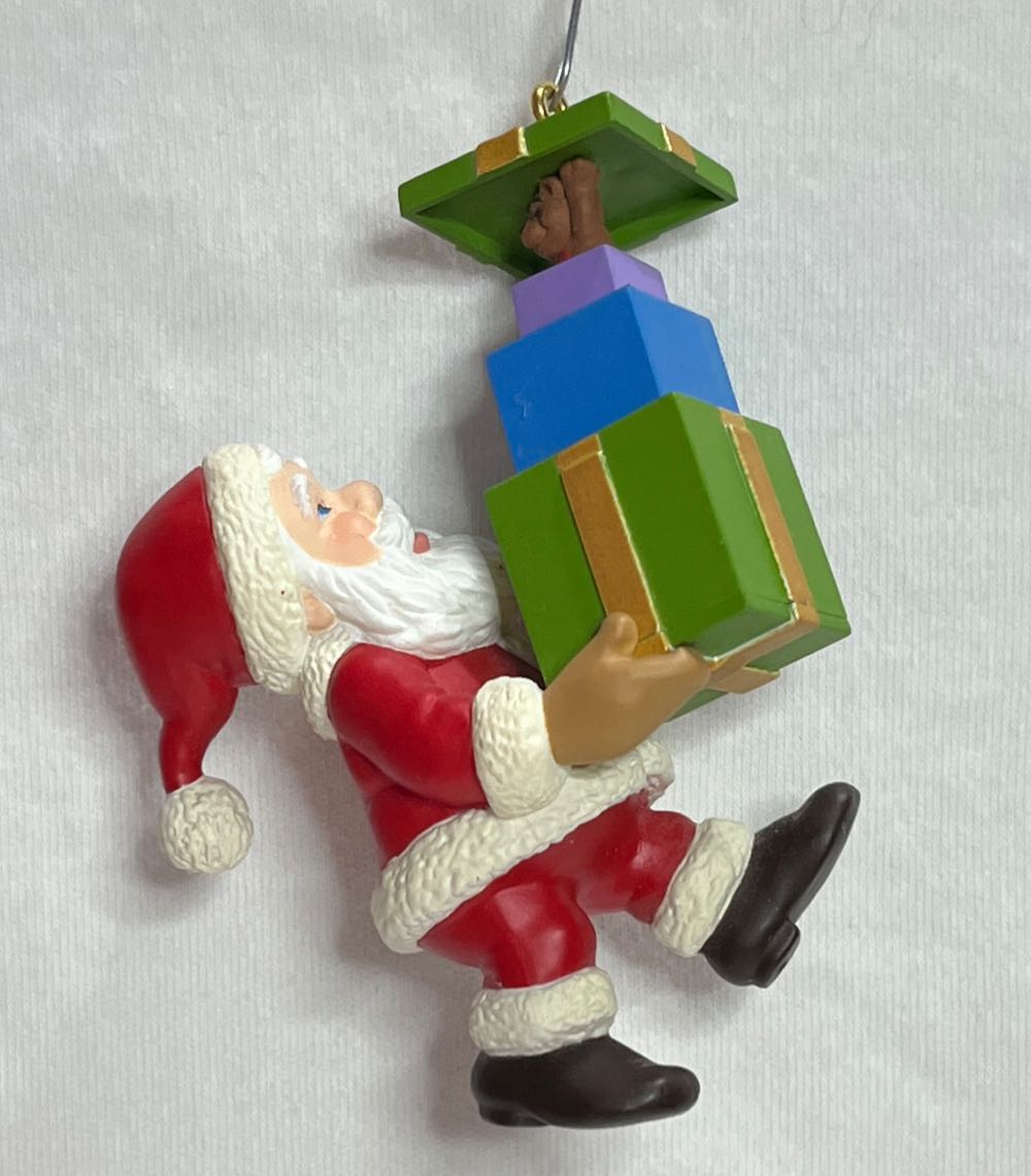 Peek-a-Boo Present - Santa (Santa) ornament collectible [Barcode 015012596380] - Main Image 3