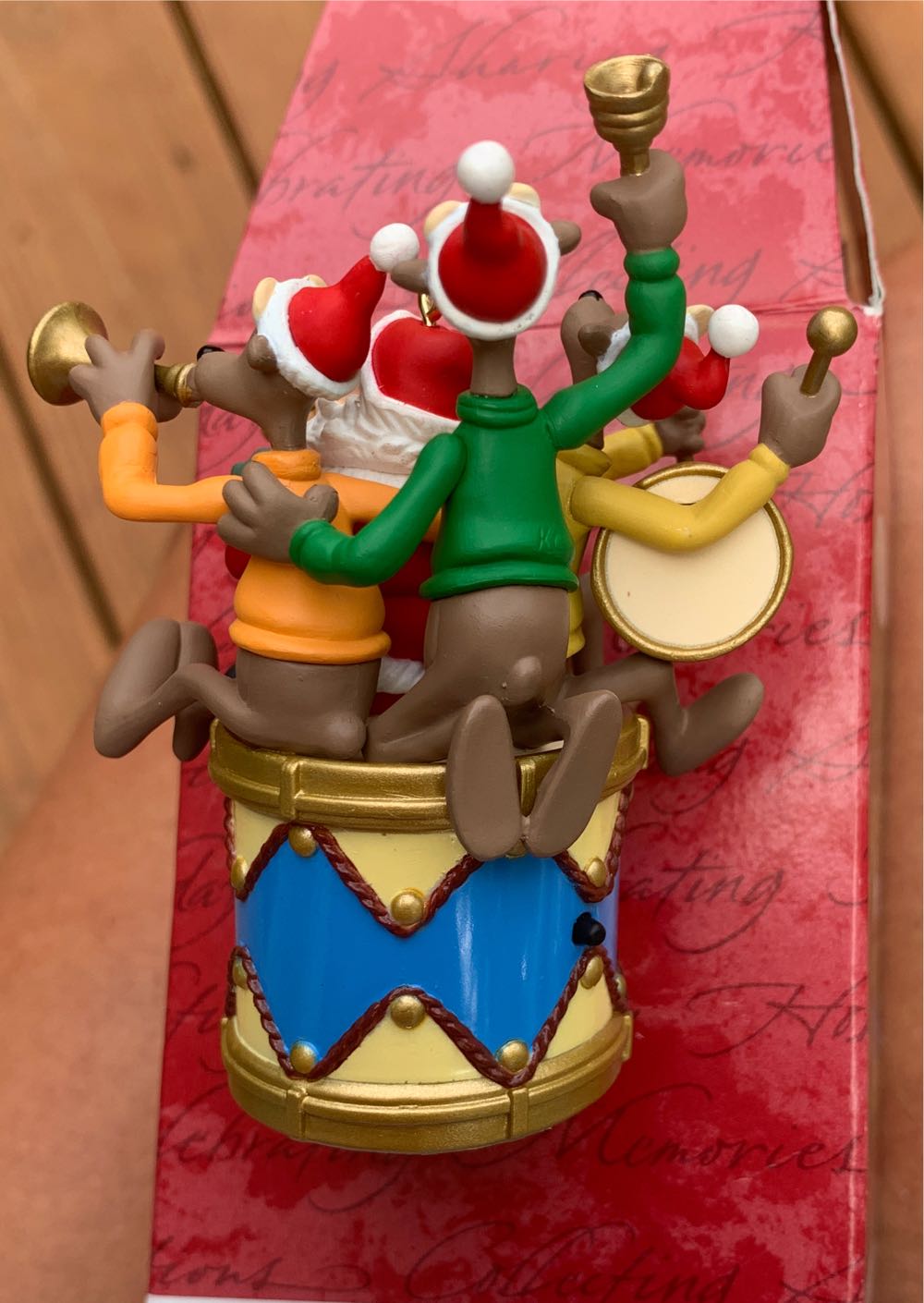 Kris And The Kringles - Kris And The Kringles (Santas) ornament collectible [Barcode 015012599473] - Main Image 4