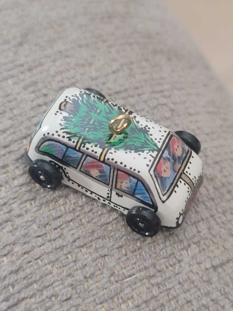 On The Road - On The Road Miniature (Keepsake Miniature) ornament collectible [Barcode 015012029215] - Main Image 3