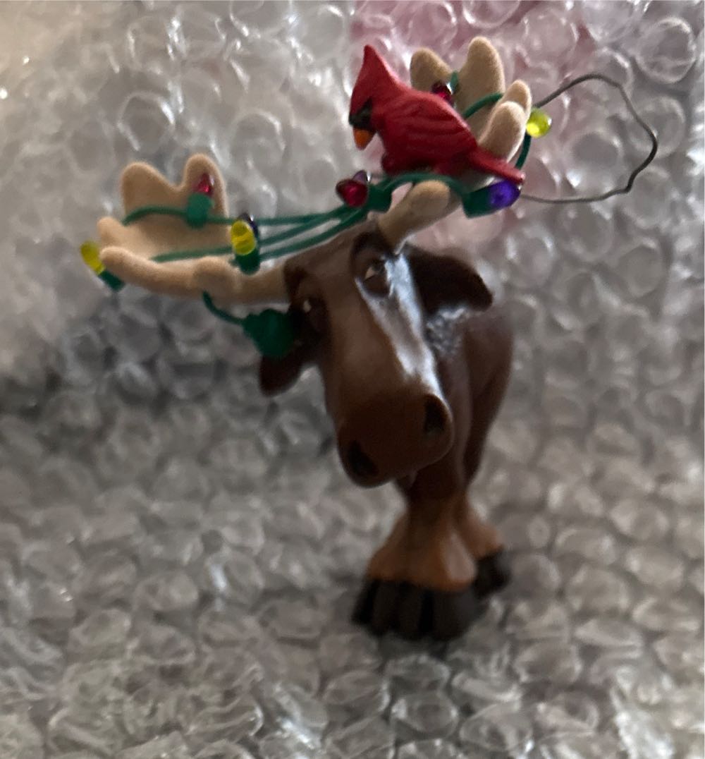 Moose’s Merry Christmas - Handyman Moose (Outdoors) ornament collectible [Barcode 015012608793] - Main Image 4