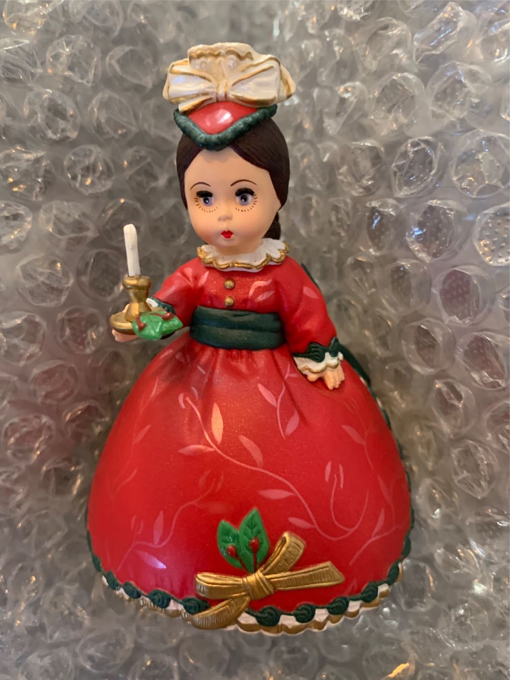 Madame Alexander Victorian Christmas #6 - Madame Alexander (Madame Alexander) ornament collectible [Barcode 015012608809] - Main Image 3