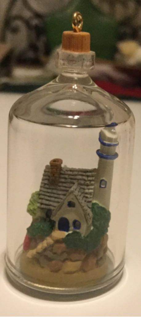 Miniature Seaside Scenes #3 (& Final) - Seaside Scenes (Keepsake Miniature) ornament collectible [Barcode 015012609264] - Main Image 2