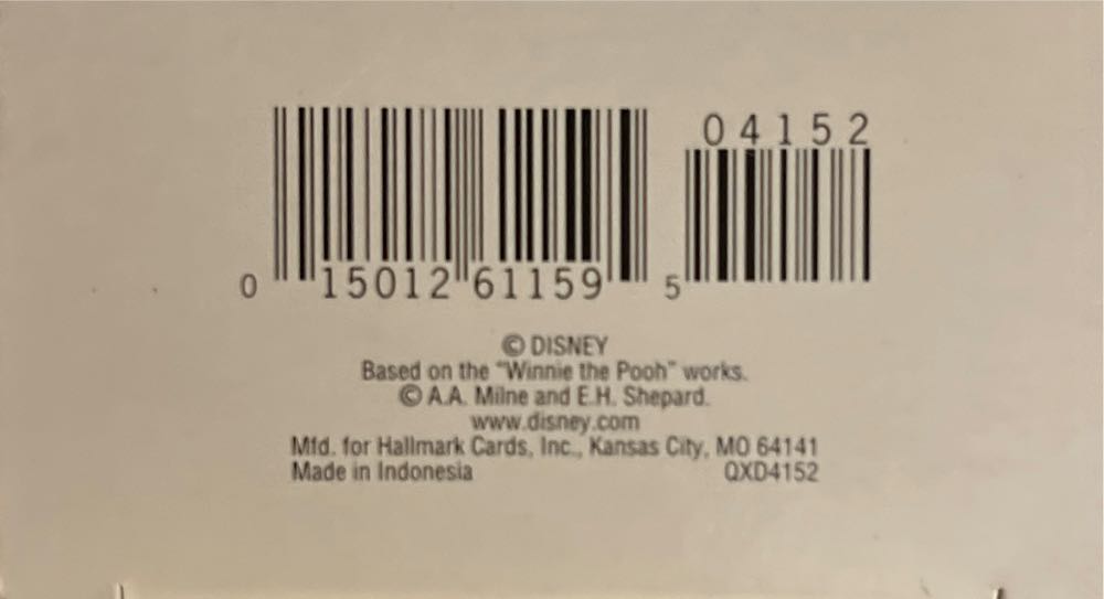 A Familiar Face - Hallmark Keepsake (Pooh And Friends) ornament collectible [Barcode 015012611595] - Main Image 3