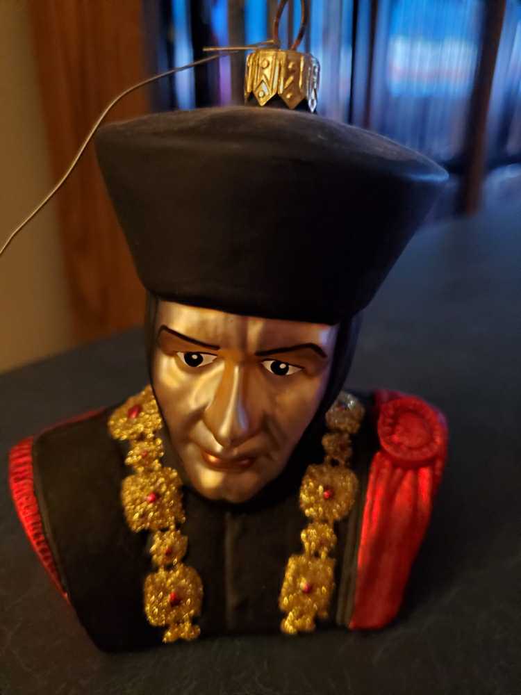 Q Star Trek The Next Generation - Star Trek The Next Generation (Star Trek) ornament collectible [Barcode 015012629477] - Main Image 3