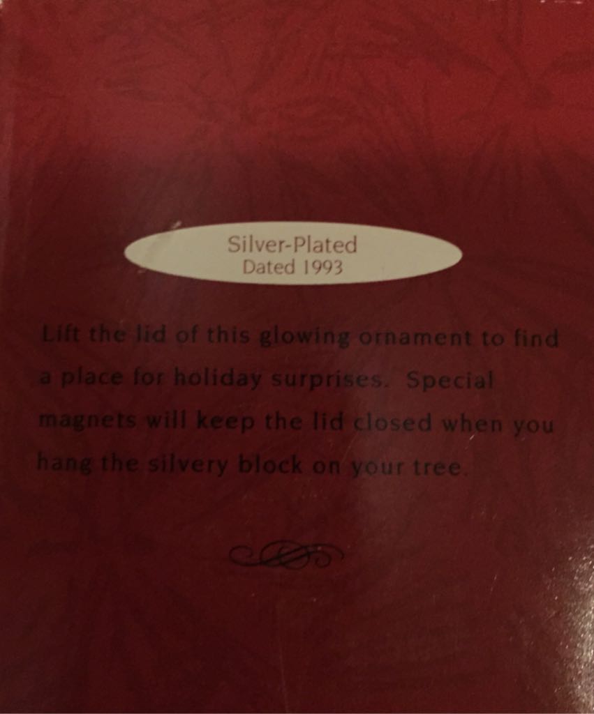 Silvery Noel  (Holiday Container) ornament collectible [Barcode 015012031508] - Main Image 2