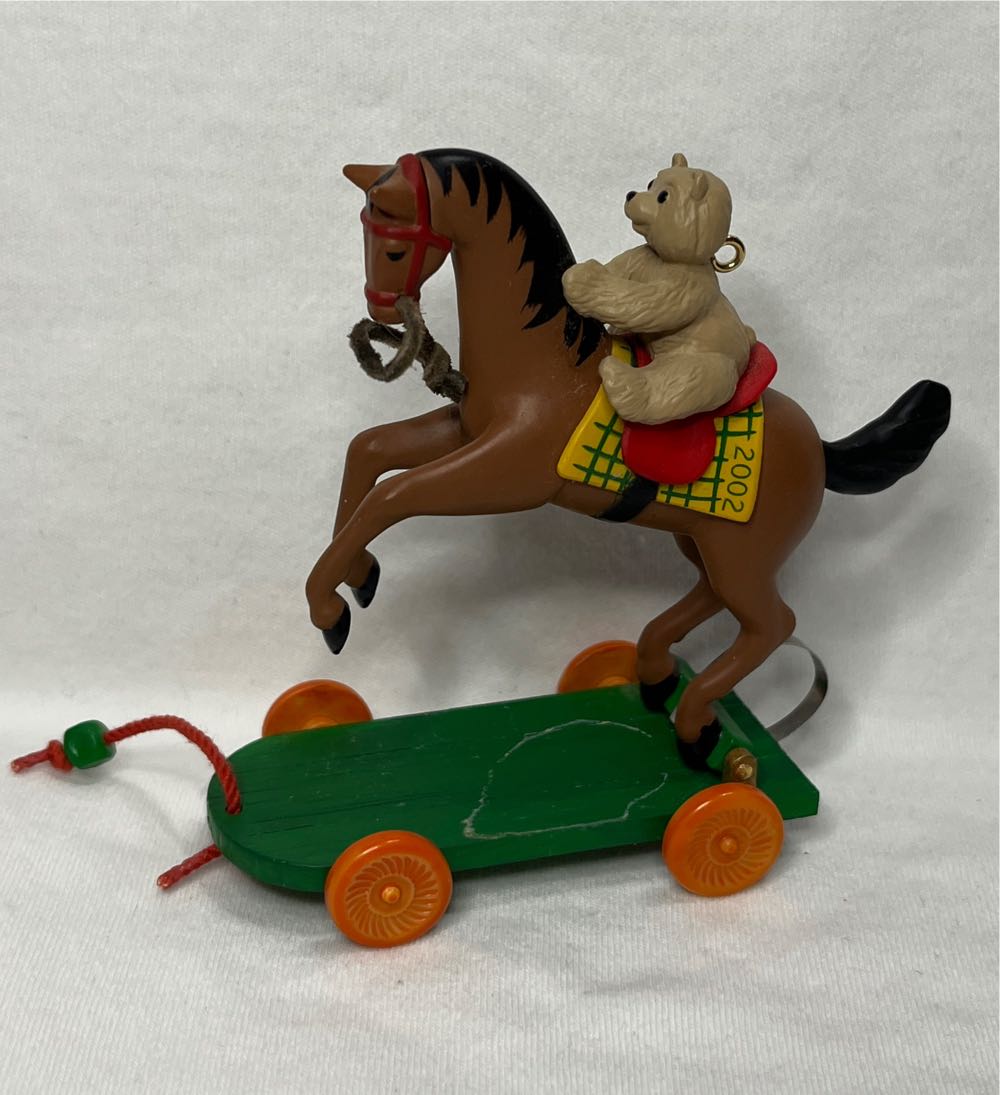 A Pony For Christmas #5 (2002) - A Pony For Christmas (Ponies) ornament collectible [Barcode 015012641165] - Main Image 3