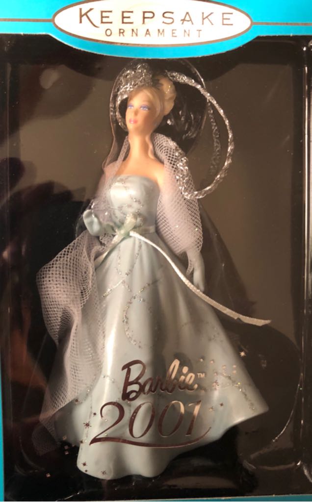 Barbie 2001  ornament collectible [Barcode 015012677362] - Main Image 1