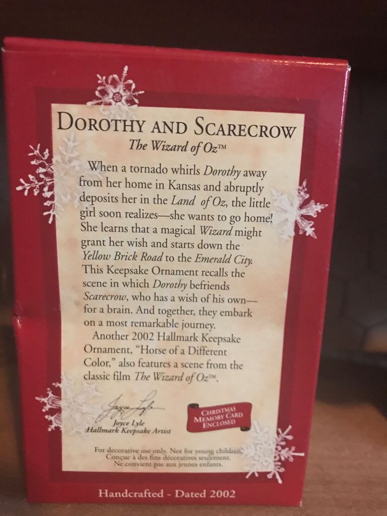 Oz: “DOROTHY and SCARECROW” - The Wizard of Oz - Off to See the Wizard (Hanging Ornament) ornament collectible [Barcode 015012680065] - Main Image 2