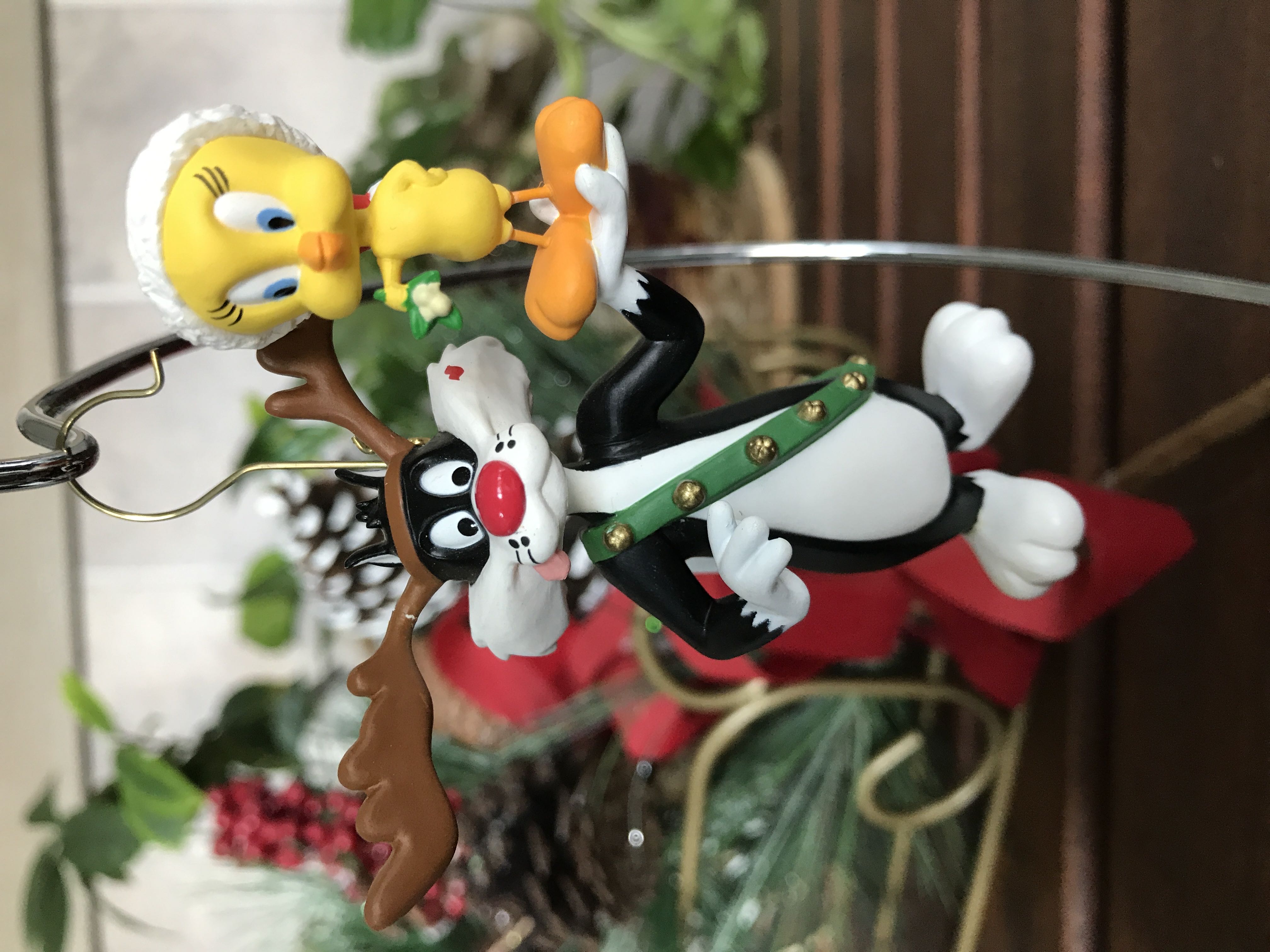 Sylvester and Tweety - Looney Tunes (Looney Tunes, Sylvester, Tweety, Cats, Birds) ornament collectible [Barcode 015012032055] - Main Image 2
