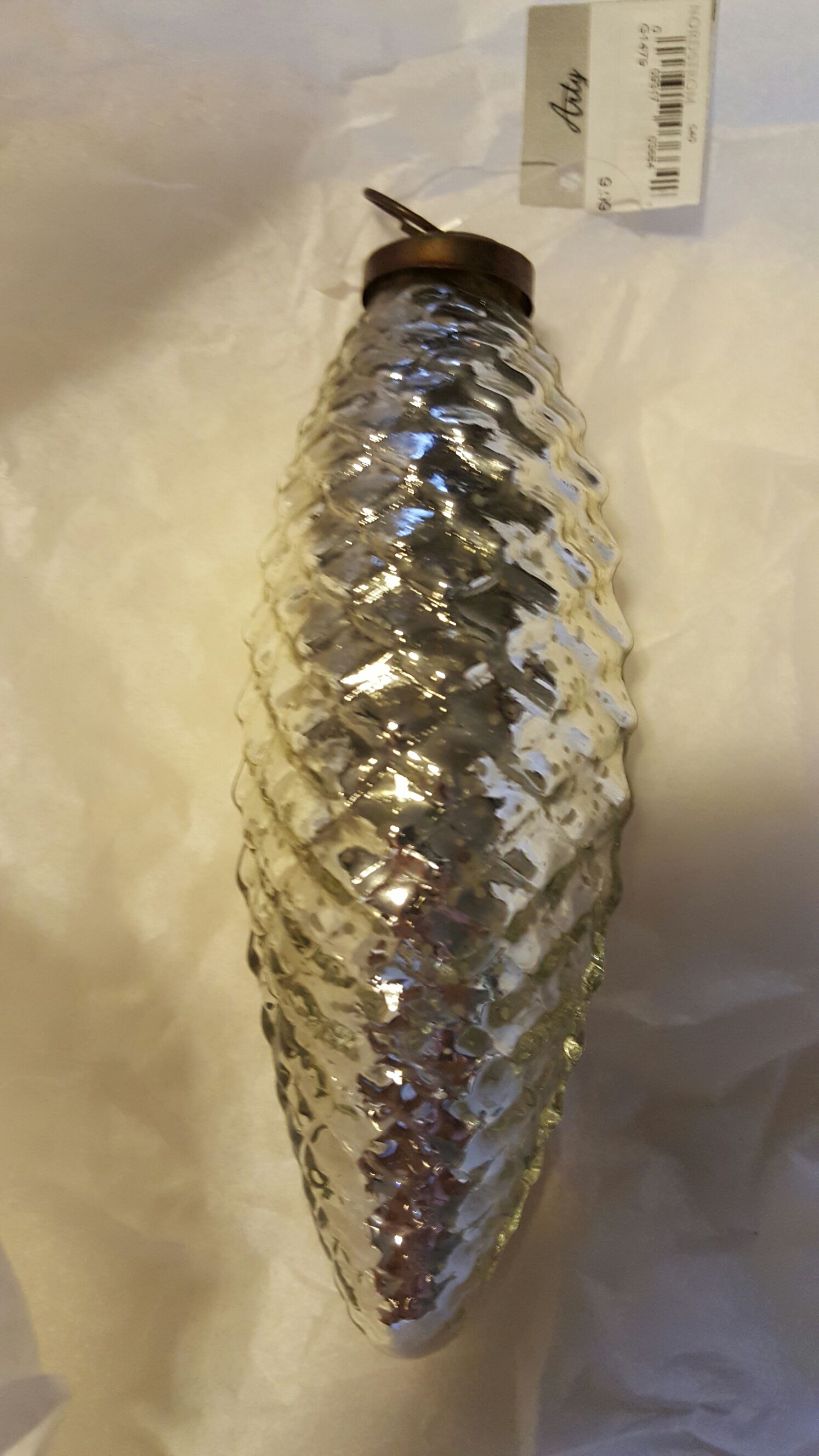 Silver Acorn  (Botanical) ornament collectible [Barcode 009317036641] - Main Image 1
