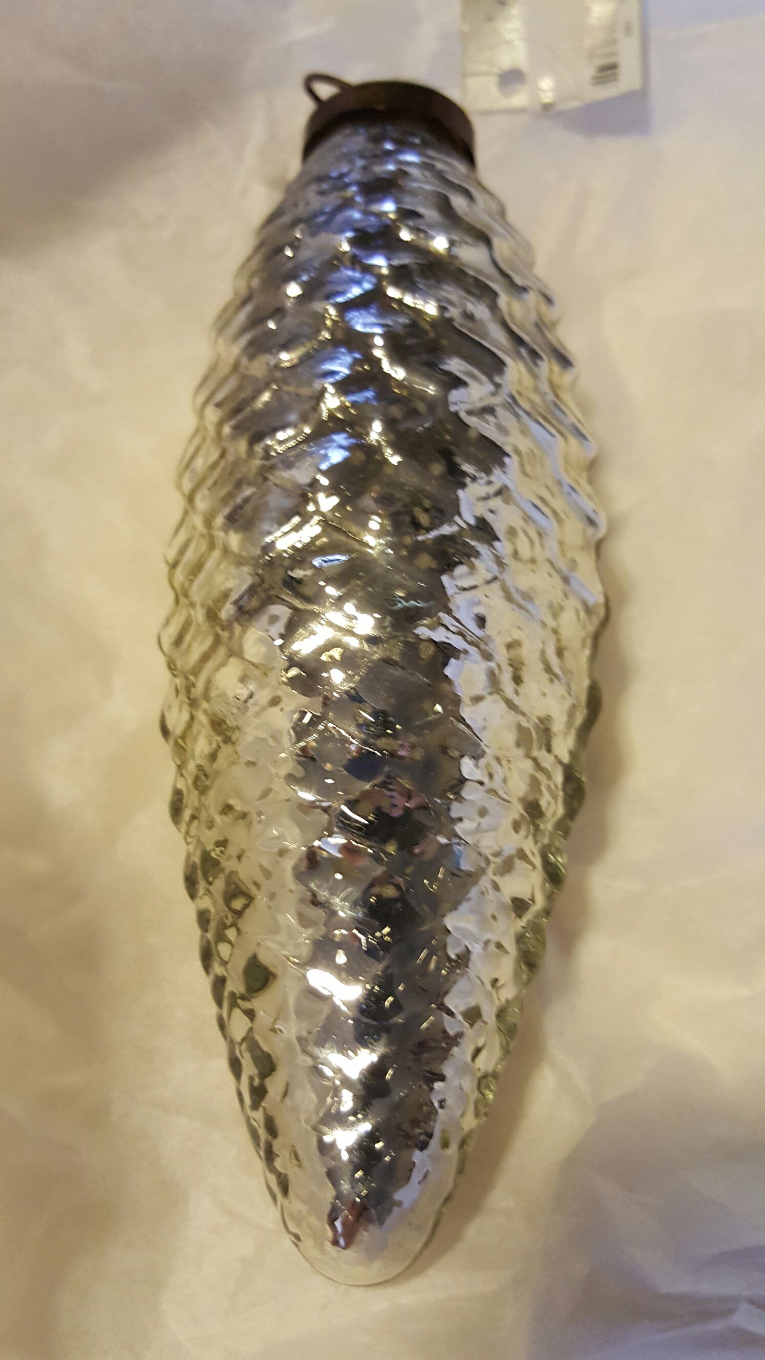 Silver Acorn  (Botanical) ornament collectible [Barcode 009317036641] - Main Image 2