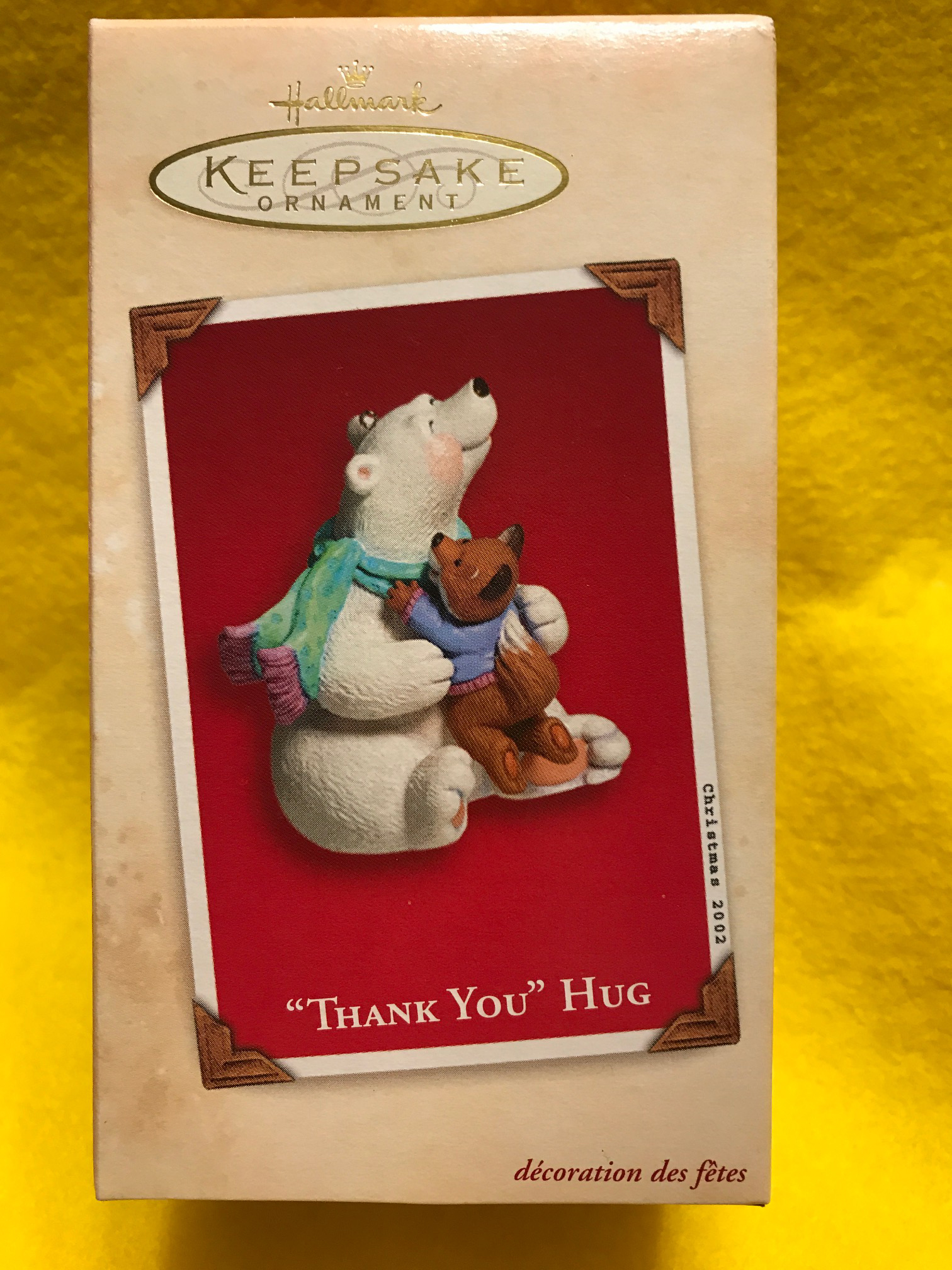 Thank You Hug  (Hallmark) ornament collectible [Barcode 015012705966] - Main Image 2
