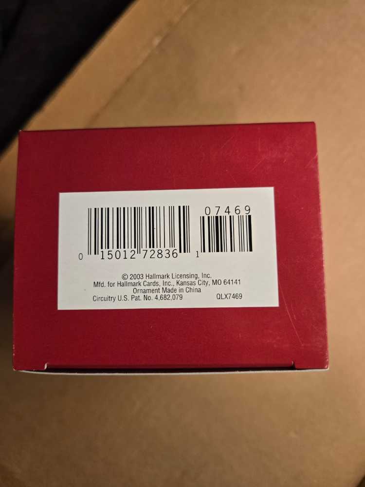 Play It Again, Santa! - Magic Plug-in (Magic - Sound & Motion) ornament collectible [Barcode 015012728361] - Main Image 3