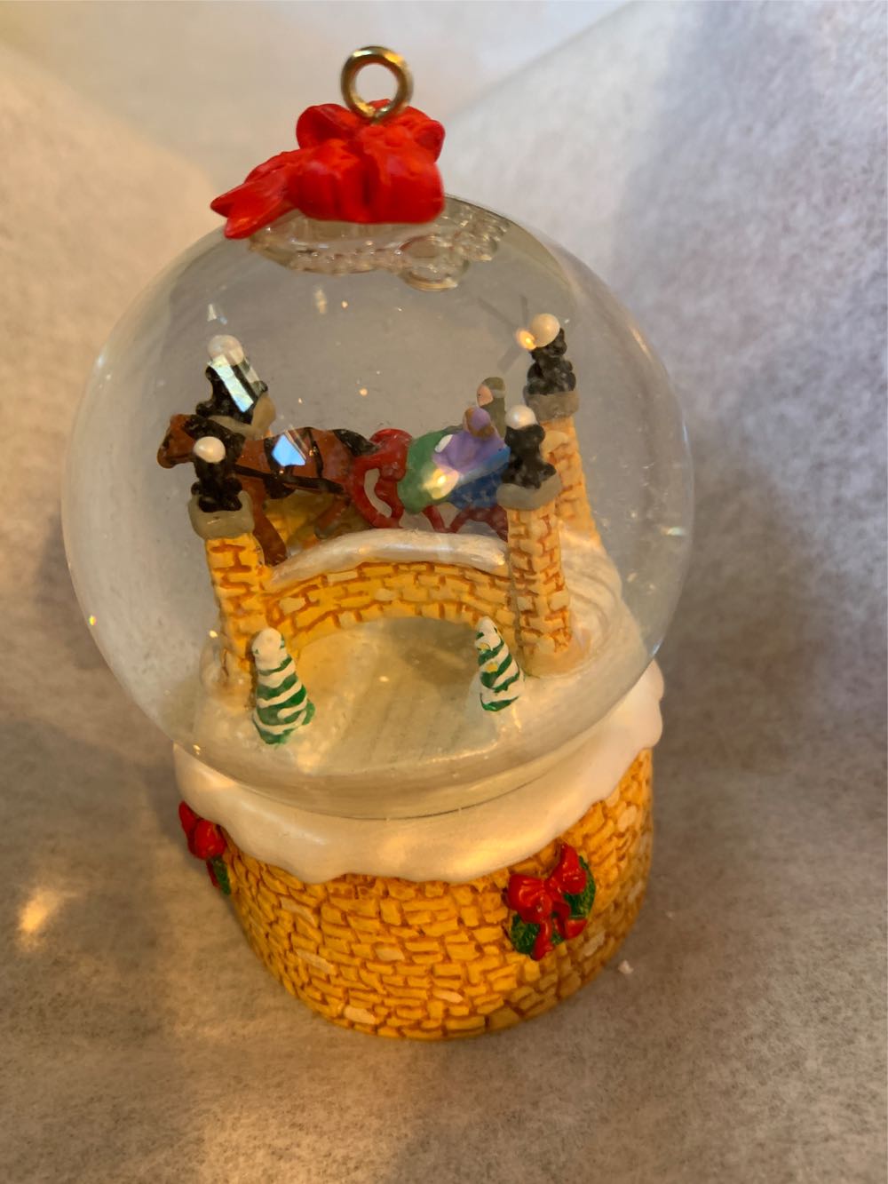 712735-b21 - Winter Wonderland (Snow Globe) ornament collectible [Barcode 015012738261] - Main Image 3