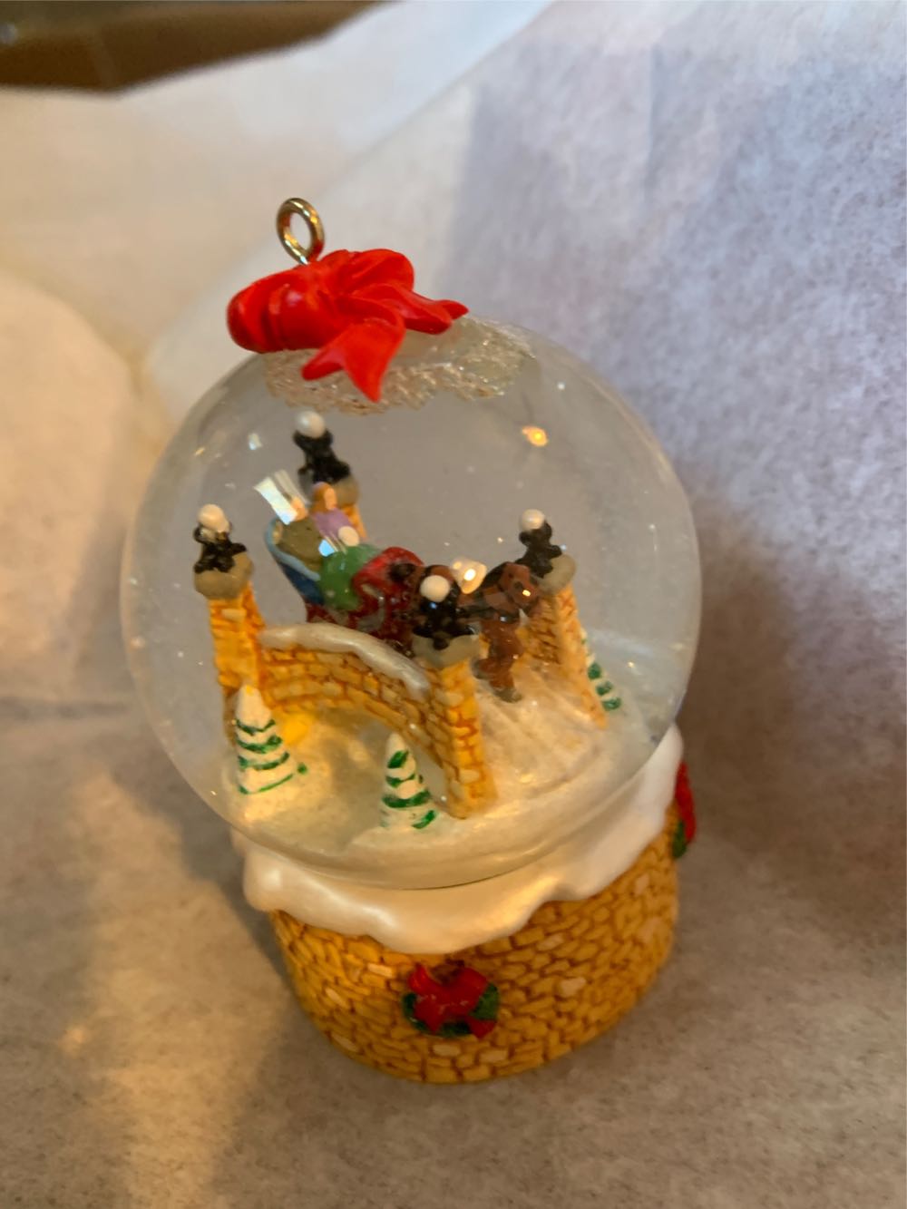 712735-b21 - Winter Wonderland (Snow Globe) ornament collectible [Barcode 015012738261] - Main Image 4