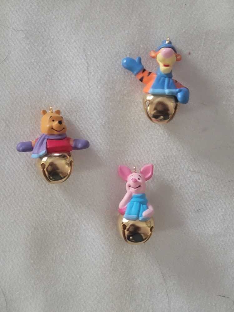 Miniature Disney WTP Ring-A-Ling Pals - Christmas Bells (Winnie the Pooh) ornament collectible [Barcode 015012739077] - Main Image 3