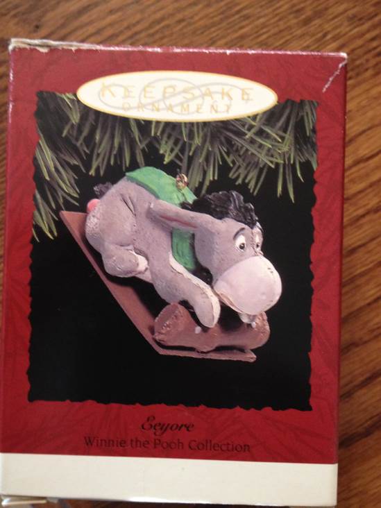Eyeore - Winnie The Pooh Collection (Winnie the Pooh) ornament collectible [Barcode 015012095487] - Main Image 1