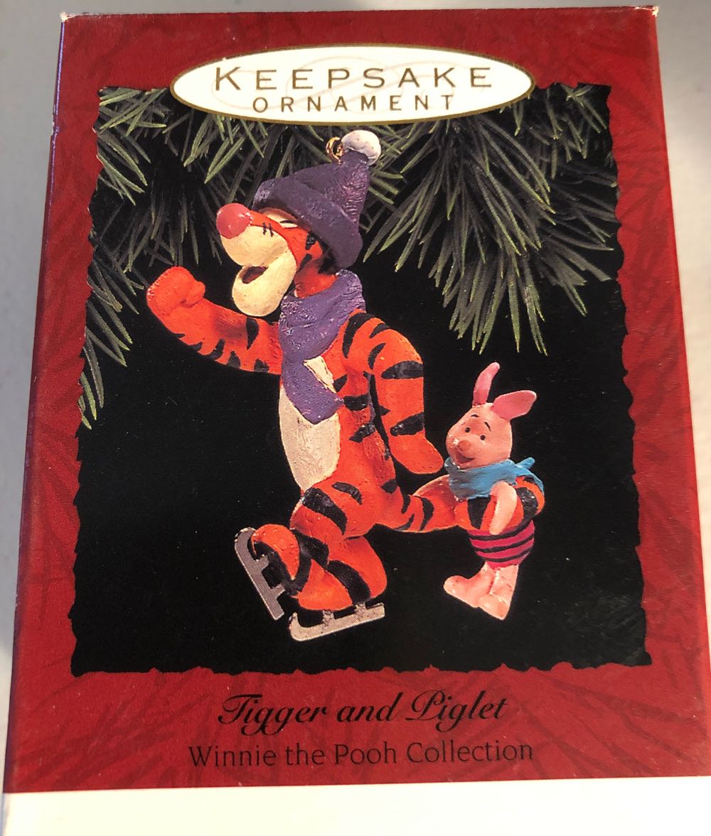 Tigger And Piglet - Winnie the Pooh Collection (Pooh And Friends) ornament collectible [Barcode 015012095494] - Main Image 2