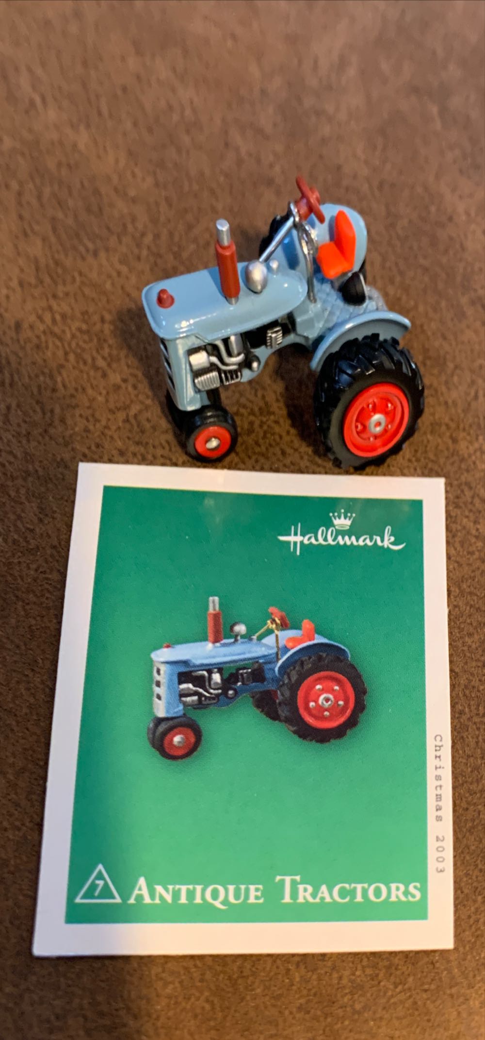 Miniature Antique Tractors #7 (2003) - Antique Tractors (Tractor, Mini) ornament collectible [Barcode 015012748833] - Main Image 3